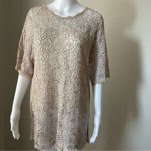 Elegant beige lace tunic top-floral crochet over-lay   Size reference photos